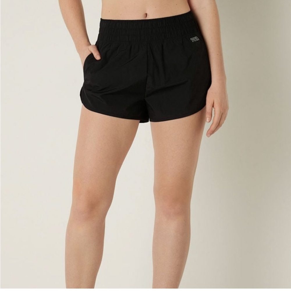 VS/PINK Shorts with liner Med NWT